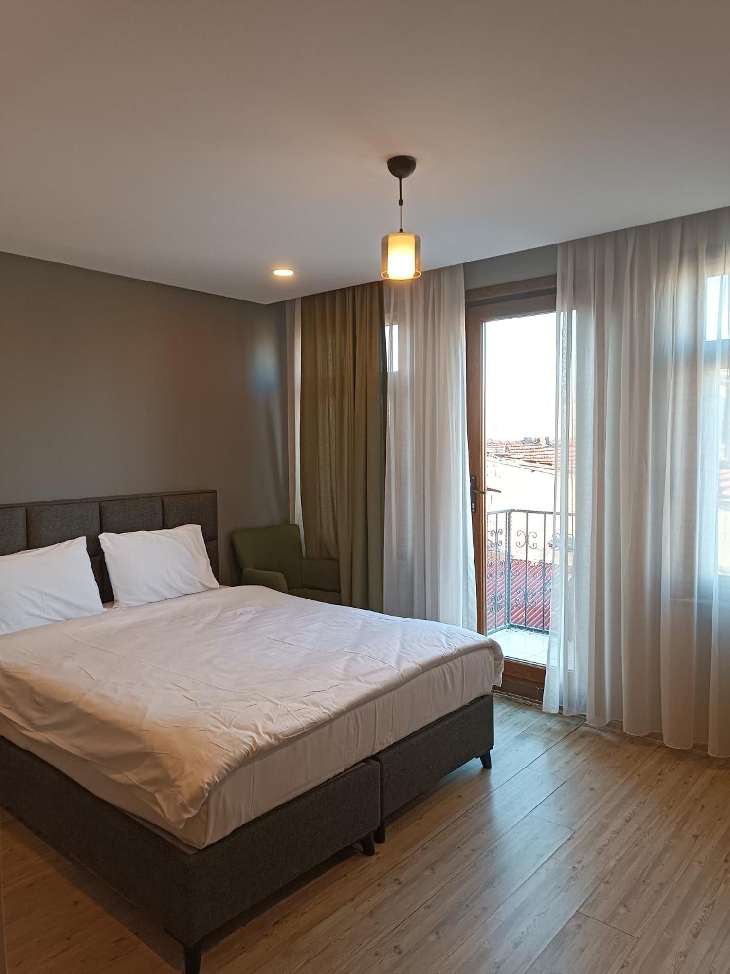 Ore Pera Suites อิสตันบูล ภายนอก รูปภาพ
